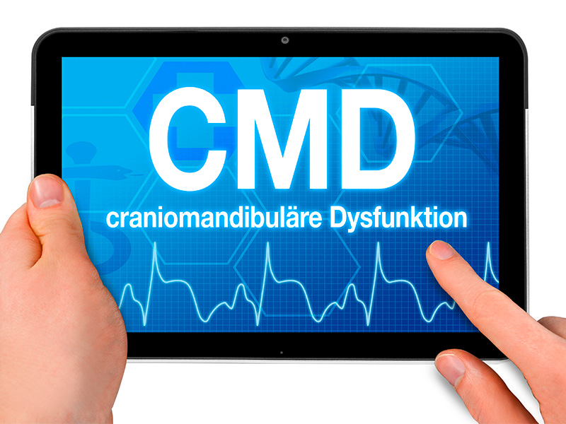 Tablet mit Diagnose zur craniomandibul&auml;ren Dysfunktion zeigt Informationen zur Funktionsst&ouml;rung behandeln bei Kiefer- und Muskelbeschwerden.
