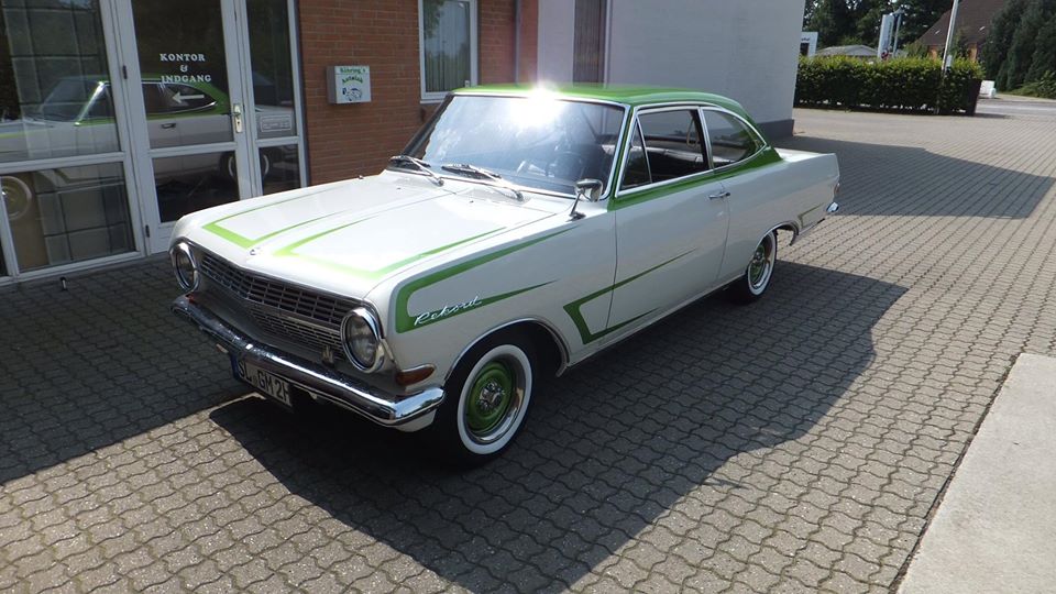 oldtimer-lackieren-in-flensburg-foto-neu-lackierter-oldtimer