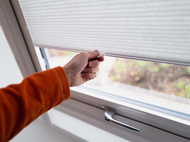 frei einstellbarer Sonnenschutz in der Wohnung